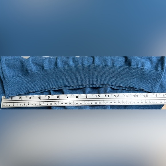 Saks Fifth Avenue 1/4-Zip Sweater XL – 100% Merino Wool, Made in Italy, Blue - Picture 8 of 14